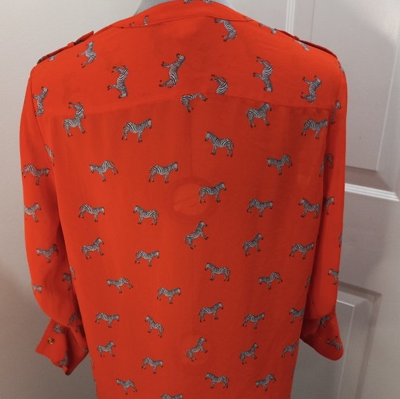 Charter Club Red Polyester Crepe Blouse W/ Zebras, Button Down Size Small - Picture 5 of 6